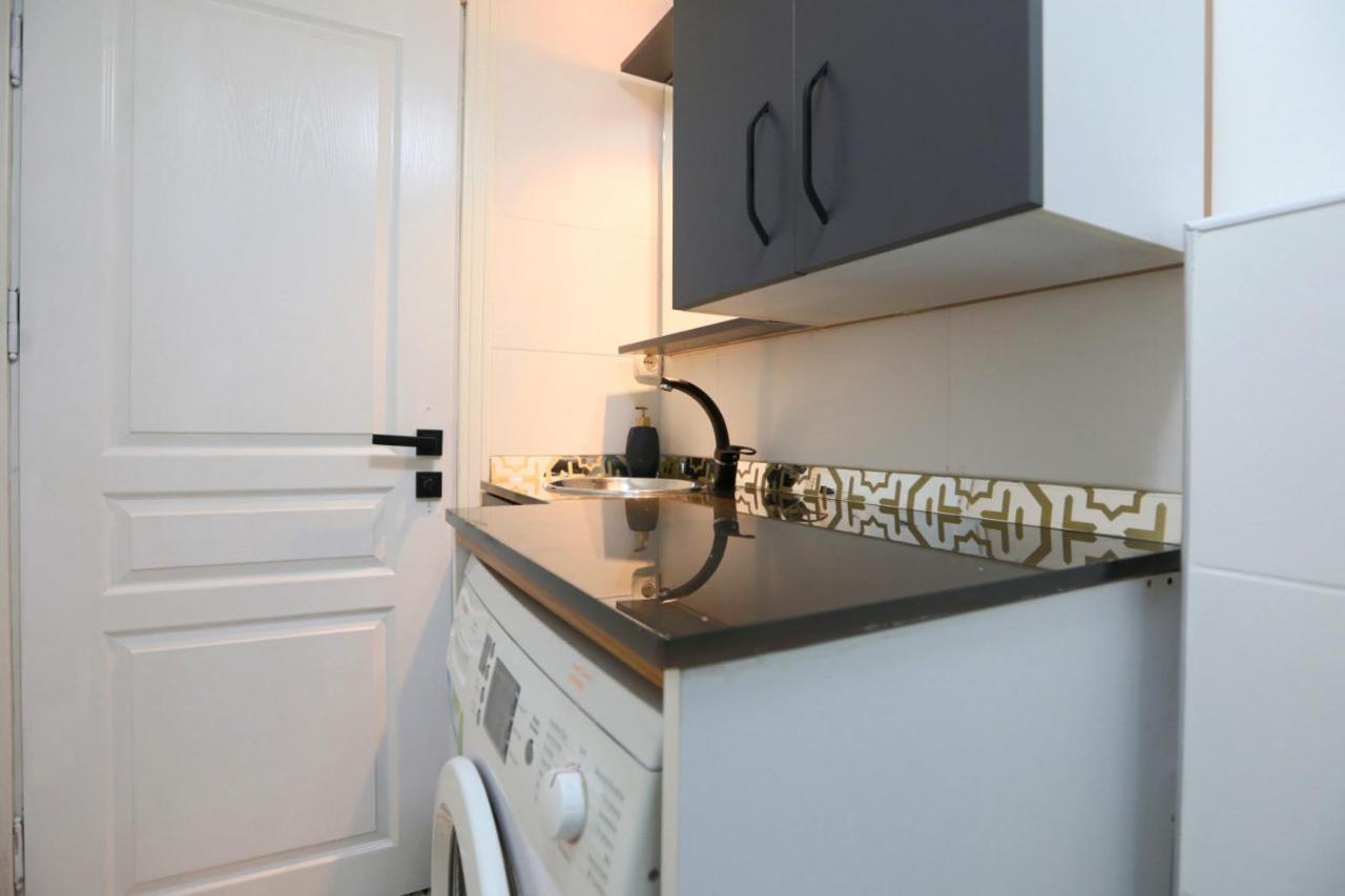 Stylish And Central Flat In Kadikoy Istanbul Eksteriør billede